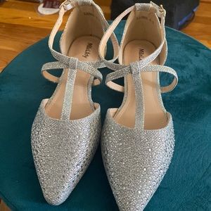 Women’s silver, sparkle flat